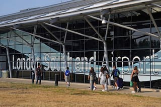 Londres: 4 personas mueren en accidente de avioneta en el aeropuerto Southend