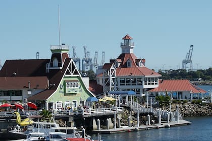 Long Beach combina actividades acuáticas, propuestas culturales, distritos comerciales y una variada oferta gastronómica