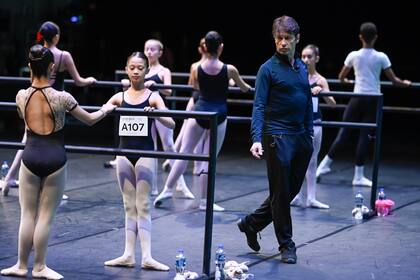 Con el A107, Julieta Castro, de 12 años, quedó seleccionada para la escuela del San Francisco Ballet