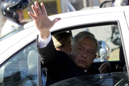 López Obrador, antes de la ceremonia de asunción, en Ciudad de México
