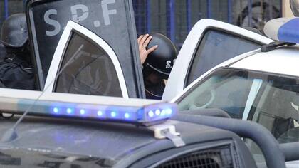 López saliendo de Comodor Py.