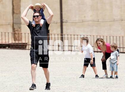 Los Bublé-Lopilato se hospedaron en el lujoso hotel Lungarno, un exclusivo cinco estrellas ubicado sobre el río Arno, a metros del Ponte Vecchio