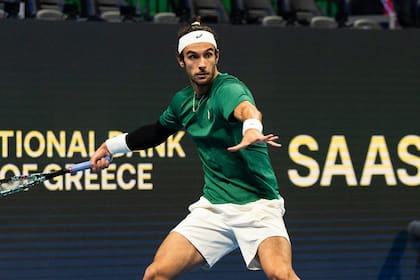 Lorenzo Musetti sigue peleando por entrar en el ATP Finals