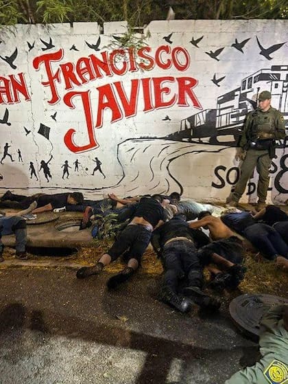 Los 11 inmigrantes fueron detenidos