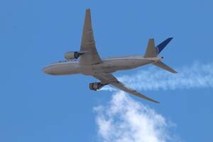 Boeing inmoviliza a sus aviones 777 con el modelo del motor que se incendió