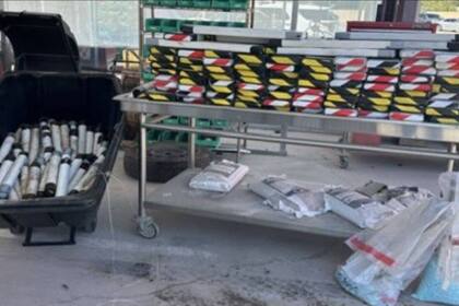 Los 234 paquetes de píldoras de fentanilo azul, incautados en Puerto Lukville