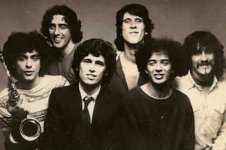 Los 40 años del disco que salió un día antes de la asunción de Alfonsín y que fue su banda de sonido