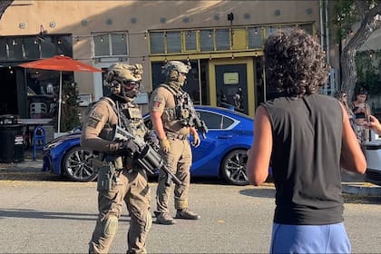 Los activistas temen por redadas del ICE tipo militar