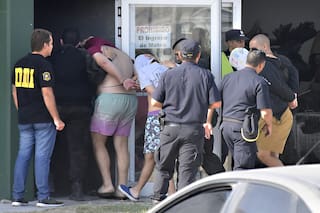 Uno de los acusados se chupó los dedos ensangrentados para no ser descubierto