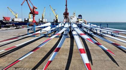 Los aerogeneradores son cada vez más altos y sus palas más grandes, en un intento de captar más energía del viento