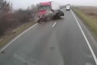 El brutal accidente en el que murieron siete hinchas de un club griego