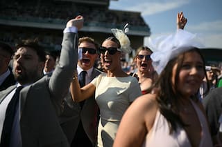 Elegancias y tradiciones británicas en las carreras de caballos