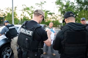 Los agentes del ICE podrían identificar migrantes con esta tecnología de reconocimiento facial