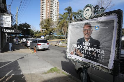 Los agentes desarrollaron tareas en Tigre cuando se libraba la interna entre Julio Zamora y Malena Galmarini