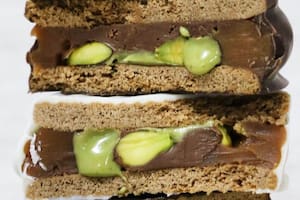 Cómo son los alfajores de autor que llegan a Caminos y Sabores