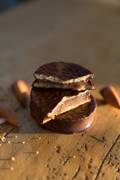 Los alfajores de Villa Pehuenia están hechos con harina de pehuén.