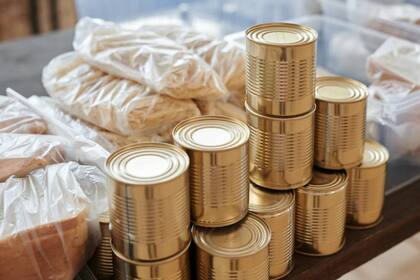 Los alimentos enlatados son una excelente opción para conservar productos (Foto Pexels)