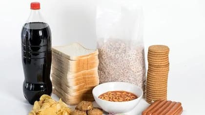 Los alimentos ultraprocesados representan el 60% de la dieta de los británicos, calcula Van Tulleken