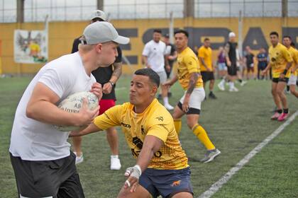 Los All Blacks y los Espartanos compartieron un entrenamiento en el Penal San Martín