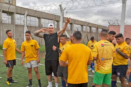 Los All Blacks y los Espartanos compartieron un entrenamiento en el Penal San Martín
