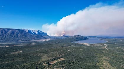 Los alrededores de Cholila, asediados por el fuego