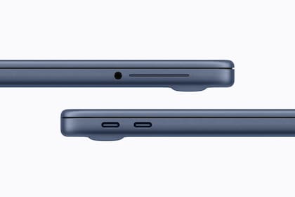 Los altavoces laterales incorporan tecnología Spatial Audio y compatibilidad con Dolby Atmos