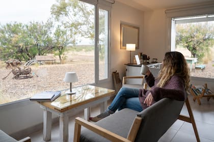 Los ambientes están muy bien calefaccionados y a través de los vidrios se puede disfrutar del paisaje