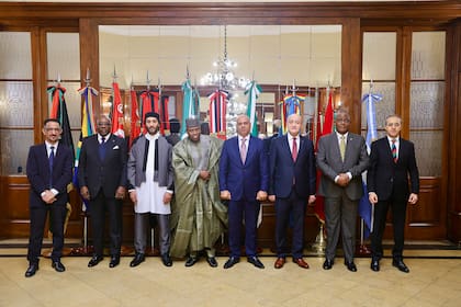 Los anfitriones en el festejo. El Día de África conmemora la fundación de la Unión Africana en 1963