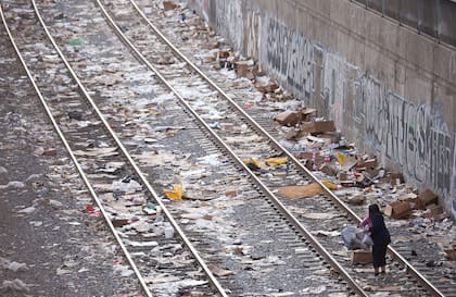 LOS ANGELES, CALIFORNIA. Compañías de envíos están considerando cambiar de lugar para transportar las compras de sus usuarios. Mario Tama/Getty Images/AFP
