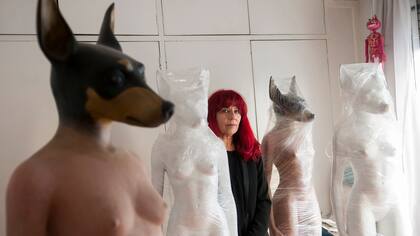 "Los animales siempre fueron una constante en mi obra. Comencé con los pájaros, que para mí simbolizan la posibilidad de volar, la sensación de libertad, lo bello... Los perros también me gustan mucho."