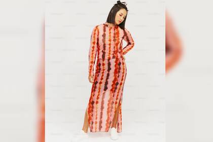 Los años 60 y 70 volvieron para quedarse en todos los looks (Foto Unsplash)