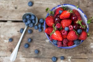 La fruta que protege los riñones y ayuda a bajar la inflamación