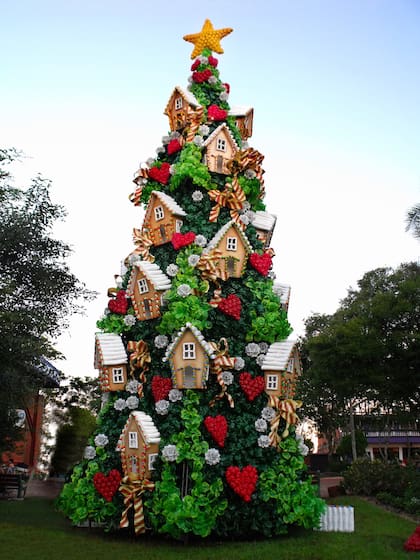 Los árboles navideños se superan año a año.
