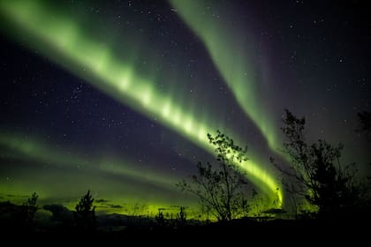 Los arcos aurorales son resultados de lo que investigaron los satélites Van Allen