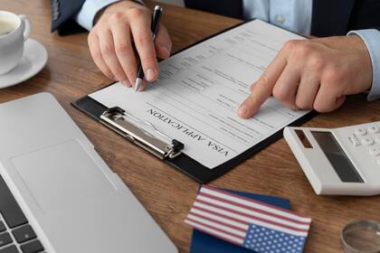 Los argentinos que se enfrentan a esas circunstancias pueden lograr reubicarse en Estados Unidos sin la necesidad de una visa