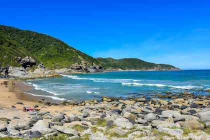 Los argentinos que viajan a Brasil consultan la cotización del real oficial y el blue