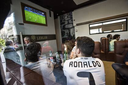 Los argentinos todavía esperan el reconocimiento oficial para ser una peña.