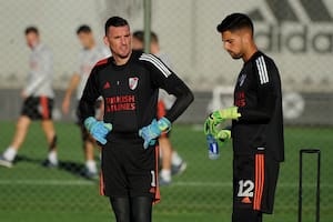 Los arqueros Franco Armani y Franco Petroli, guardavallas titular de la reserva y uno de los suplentes del casildense