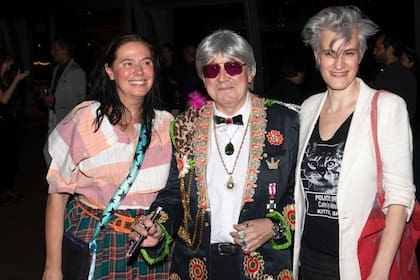 Los artistas Ariadna Pastorini, Benito Laren y Astrid Dick