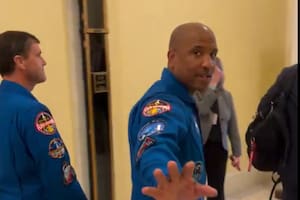 La tripulación de la misión Artemis II fue increpada en el Capitolio: “Dejen de mentir"