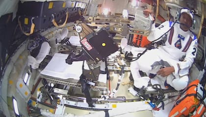 Los astronautas comenzaron el abordaje para la misión