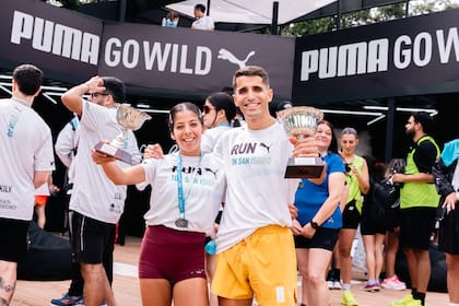 Los atletas PUMA Sofi Gómez, segunda entre las mujeres, y Manuel Córsico, ganador entre los hombres.