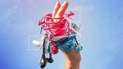 Los auriculares de cabe suelen ser más sencillos de usar y traer menos problemas.