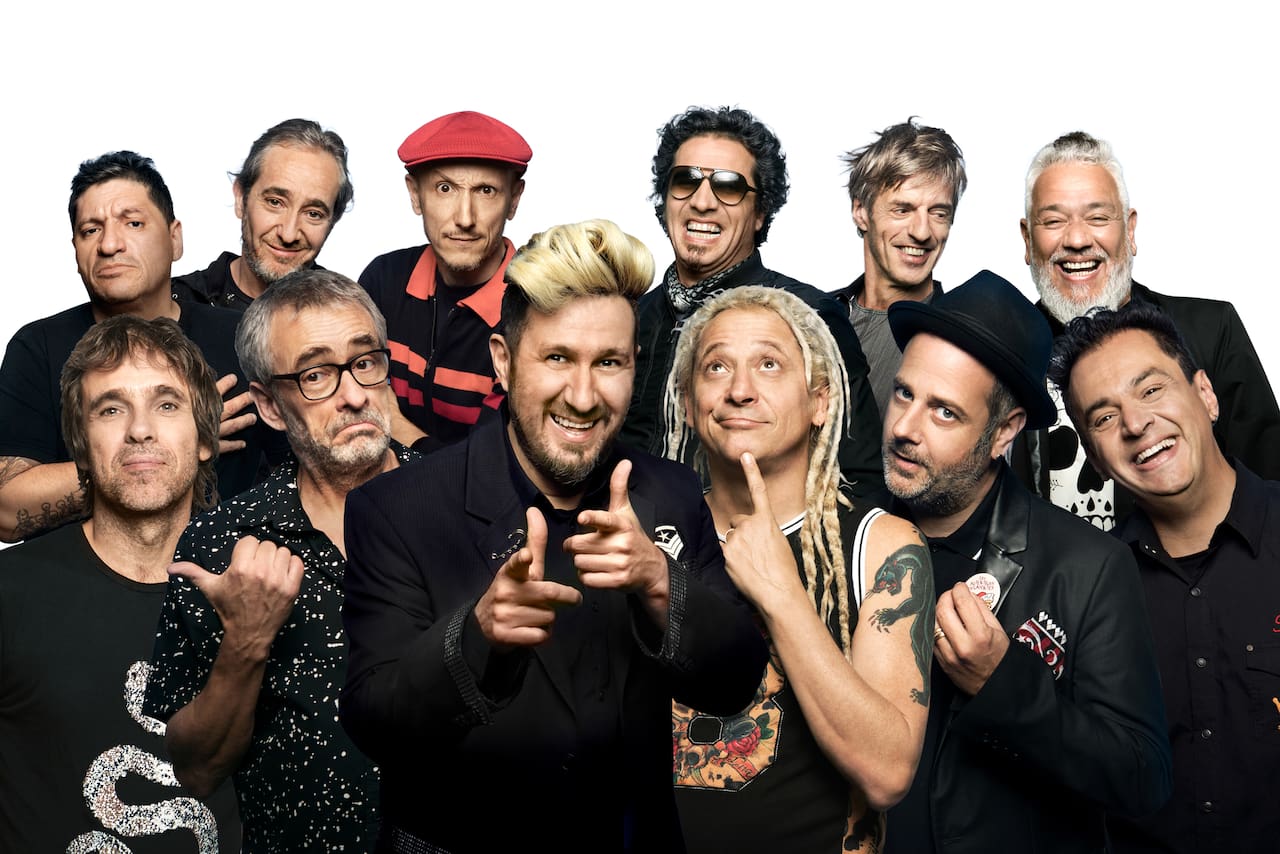 Los Auténticos Decadentes festejan 35 años: su show más “decadente” y el disco triple que se viene - LA NACION