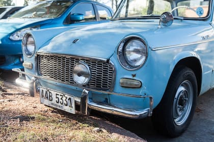 Los autos antiguos son parte de la esencia montevideana.