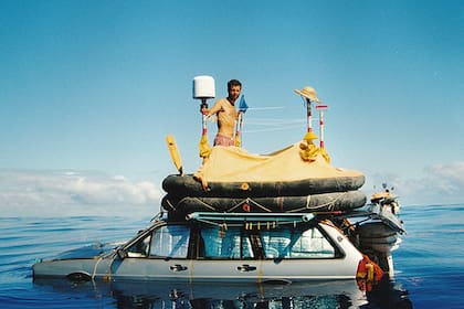 Los autos apenas estaban adaptados para evitar filtraciones y sobrevivir a la corriente y el viento