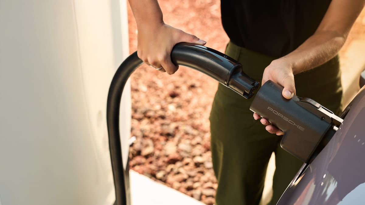 Electrificación en Argentina: Récord de patentamientos de autos híbridos y eléctricos en el primer semestre de 2025