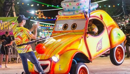 Los autos locos son otras de las atracciones del Carnaval de Lincoln