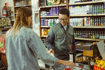 Los autoservicios chinos están recuperando clientes