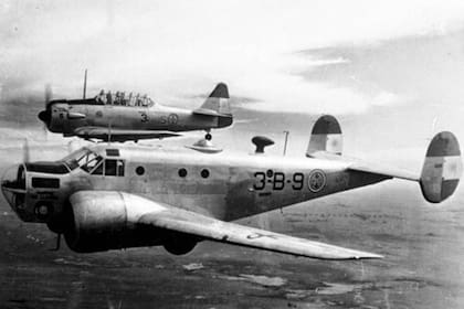 Los aviones Beechcraft AT-11 participaron intensamente en los bombardeos sobre la Plaza de Mayo del 16 de junio de 1955